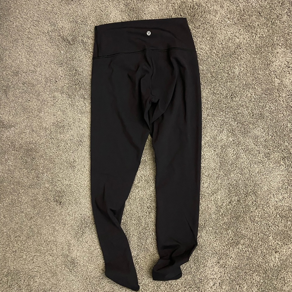 Lululemon leggings rarely worn
